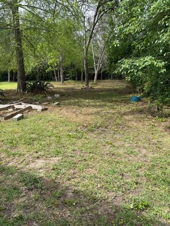 $1,675 | 619 North Vionett Lane, Texas City, TX 77591