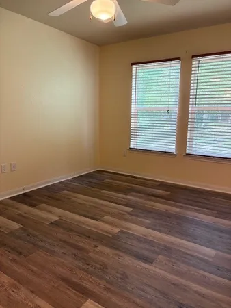 $1,675 | 619 North Vionett Lane, Texas City, TX 77591