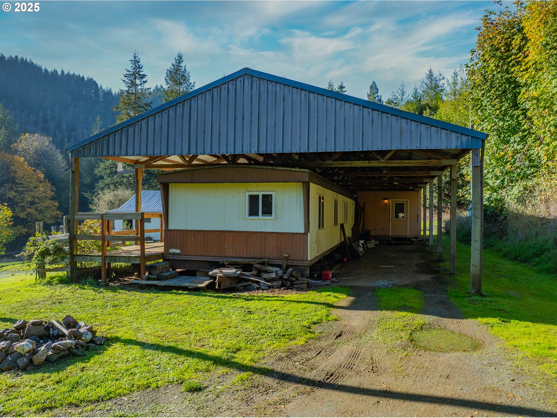 15779 Highway 42 Myrtle Point, OR 97458 - Photo 24 of 33 a view of a small house is sitting area