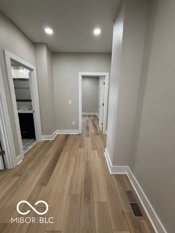 $2,050 | 20 Schiller Street, Indianapolis, IN 46225