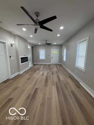 $2,050 | 20 Schiller Street, Indianapolis, IN 46225