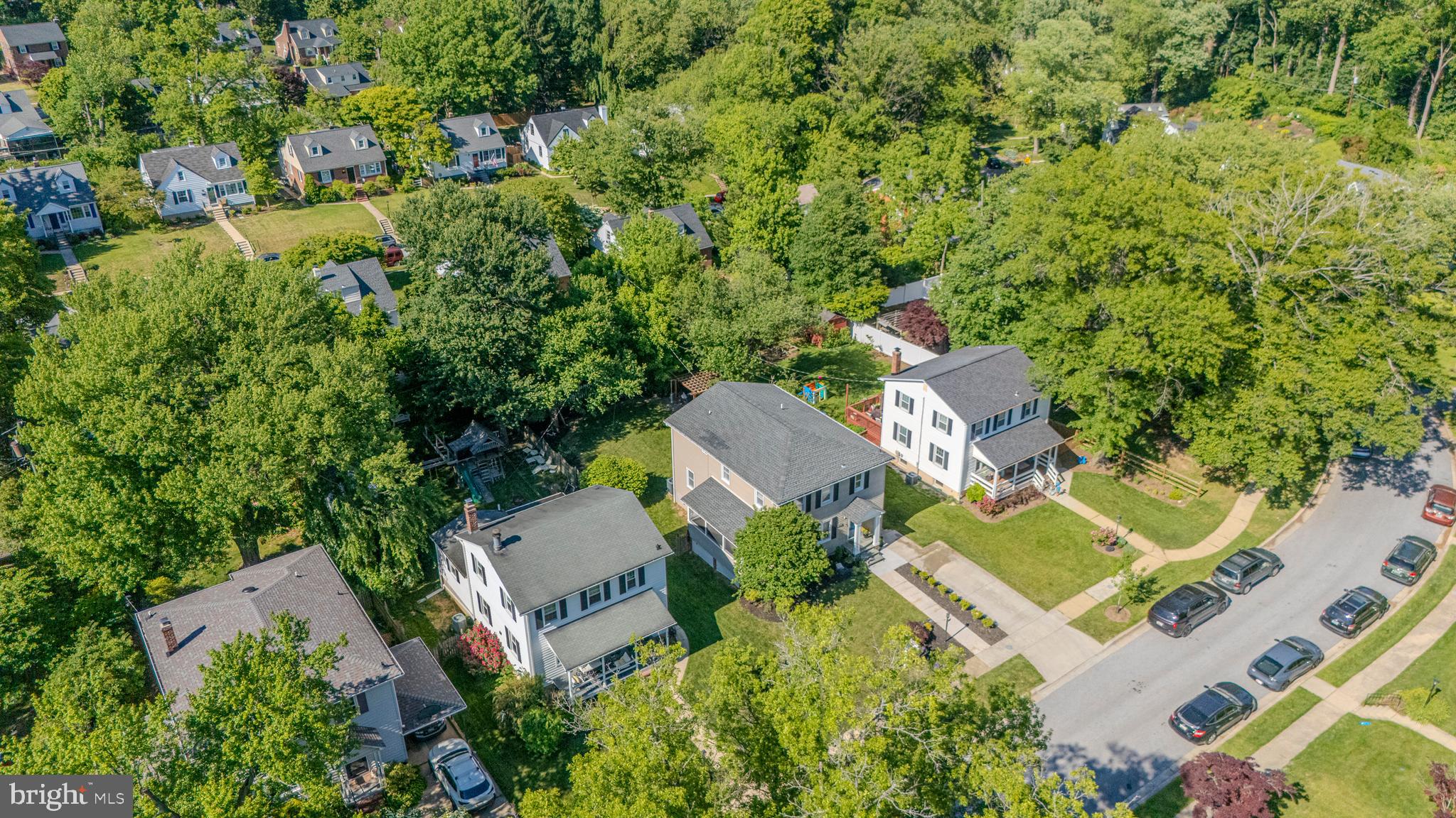 506 Brook Road Baltimore, MD 21286 - Photo 50 of 56 an aerial view of a house with a yard