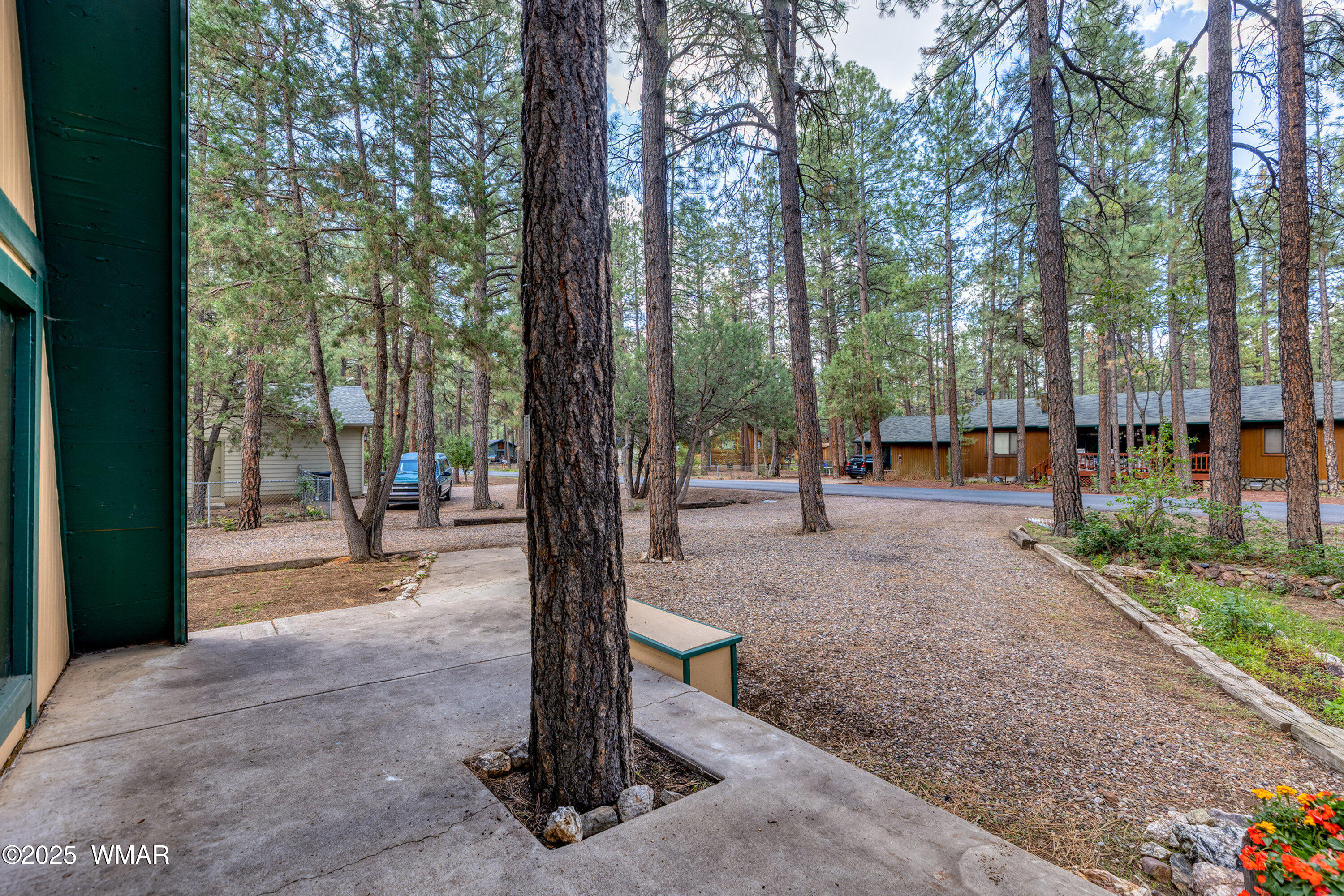 5382 Pine Dawn Road Lakeside, AZ 85929 - Photo 8 of 48 Nice area to sit and wave at your neighbors!