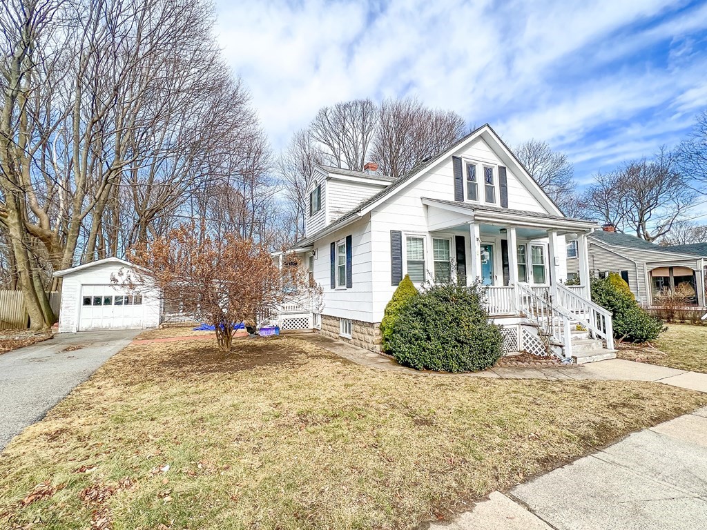 71 Ellsworth Road Peabody, MA 01960 - Photo 3 of 39 Gallery Image 3