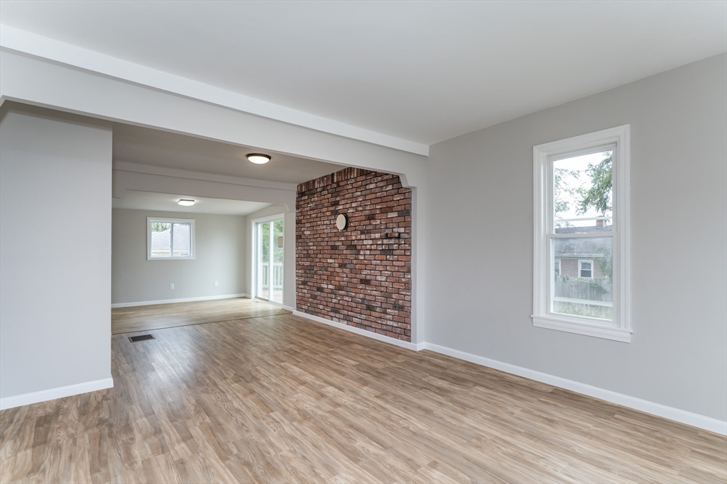61 Montello Road Chicopee, MA 01013 - Photo 5 of 35 Gallery Image 5