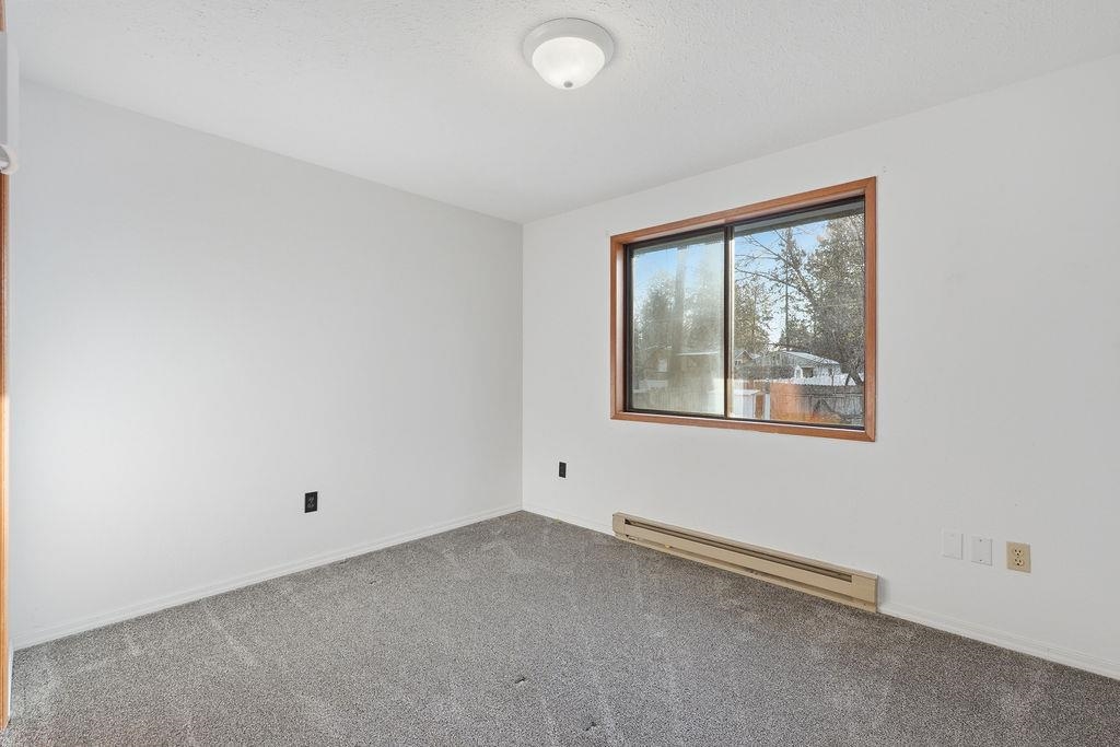 627 South Sunderland Road Spokane Valley, WA 99206 - Photo 14 of 50