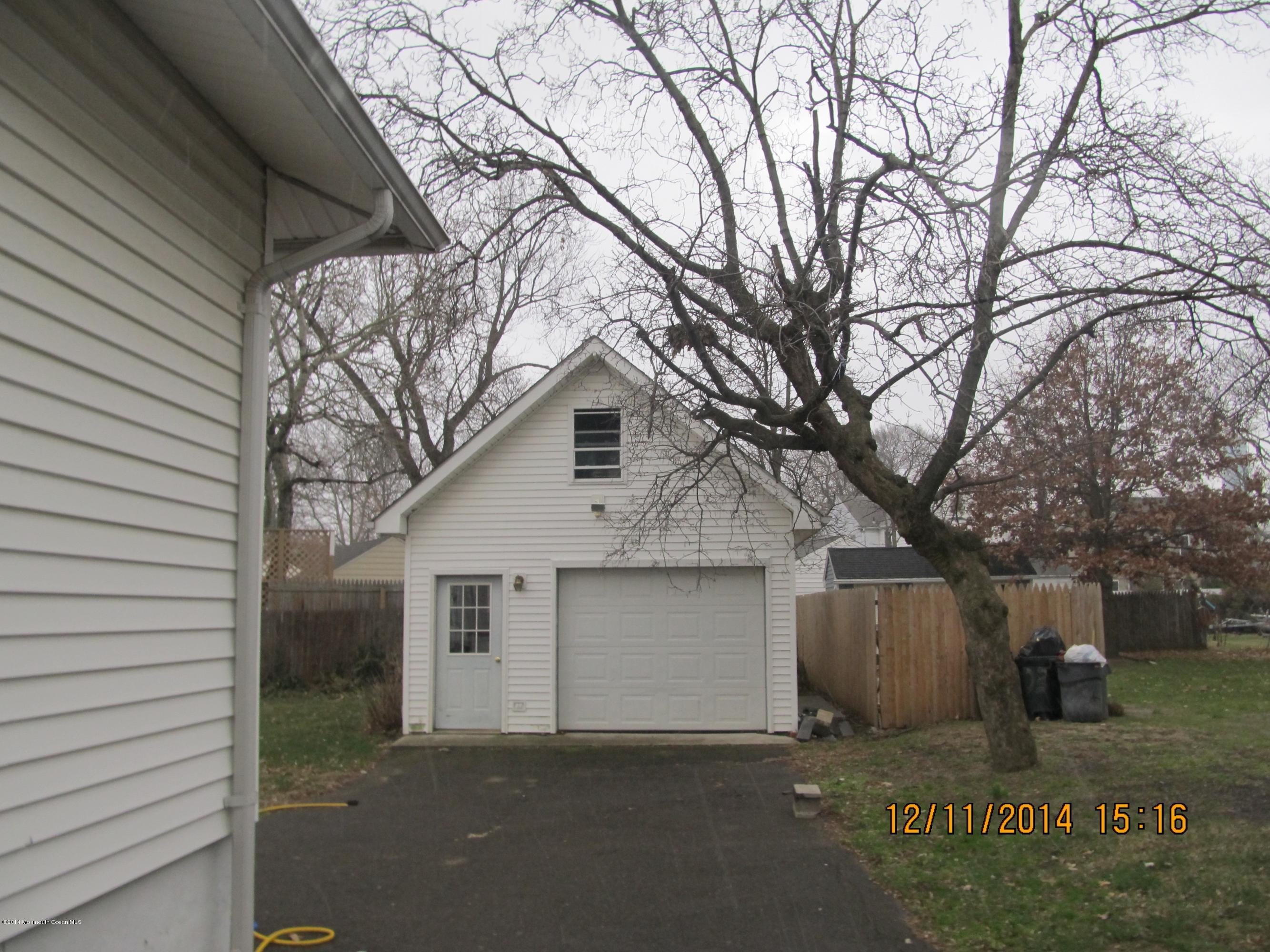 93 3rd Street Keyport, NJ 07735 - Photo 2 of 11 IMG_4814