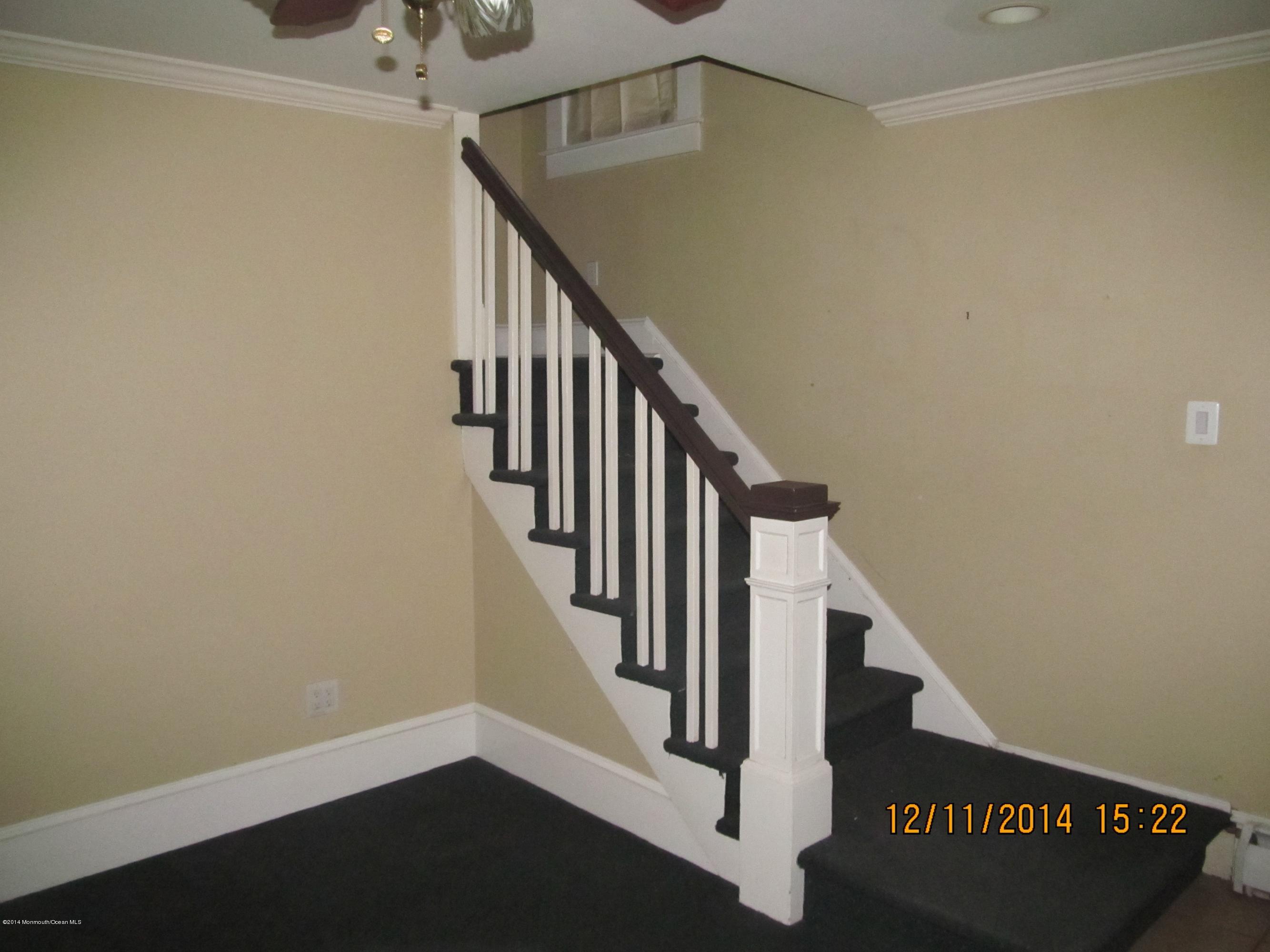93 3rd Street Keyport, NJ 07735 - Photo 6 of 11 IMG_4824