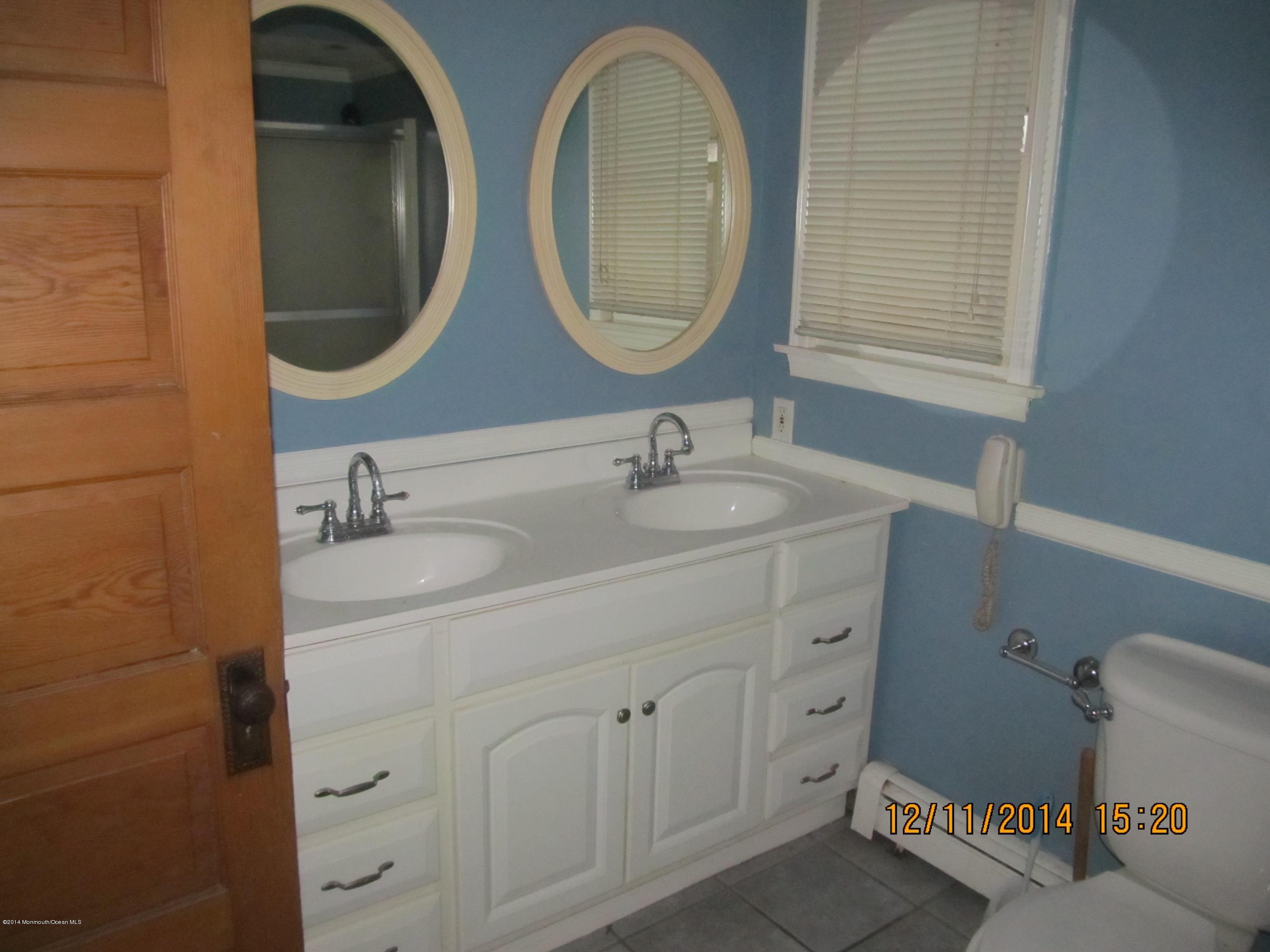 93 3rd Street Keyport, NJ 07735 - Photo 8 of 11 IMG_4817