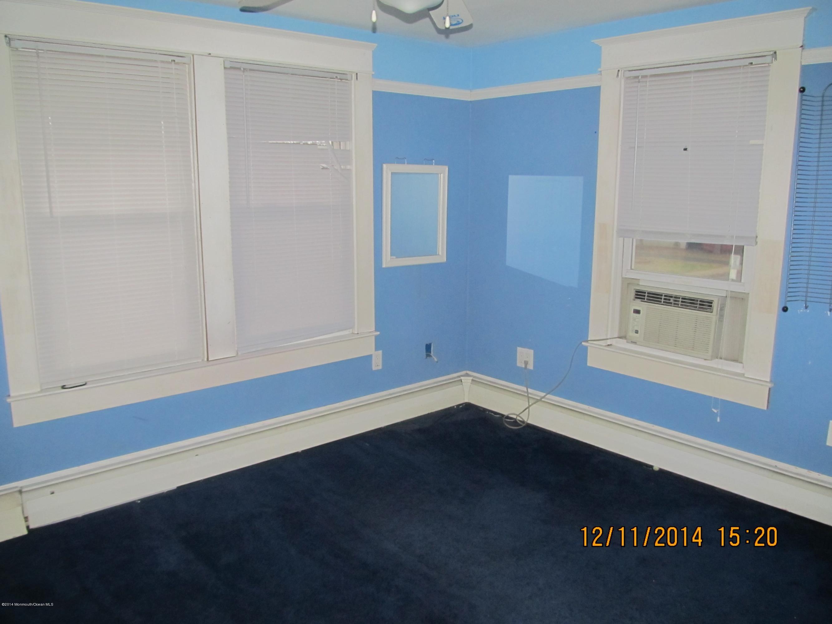 93 3rd Street Keyport, NJ 07735 - Photo 10 of 11 IMG_4818