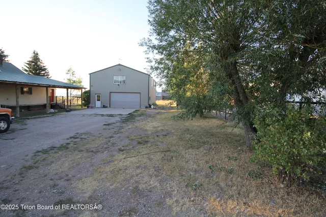 $495,000 | 340 County Road 148, Smoot, WY 83126