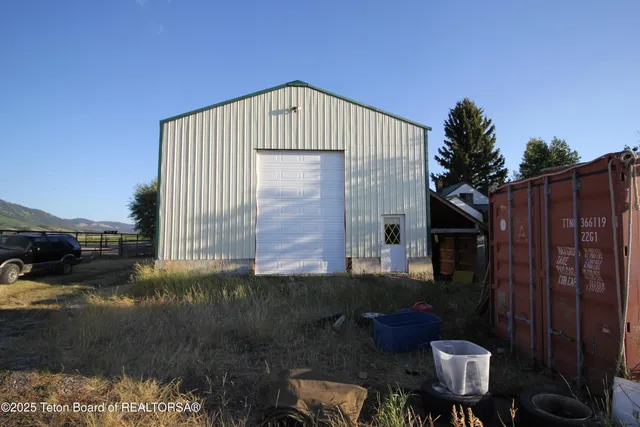 $495,000 | 340 County Road 148, Smoot, WY 83126