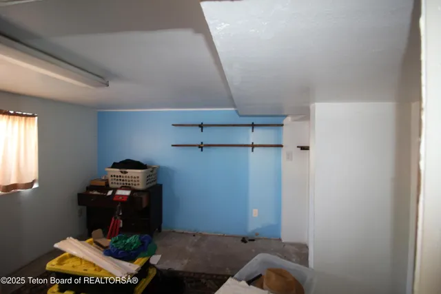 $495,000 | 340 County Road 148, Smoot, WY 83126