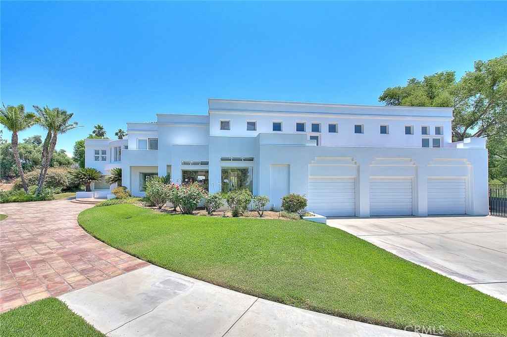 6910 Sandtrack Road Riverside, CA 92506 - Photo 3 of 75