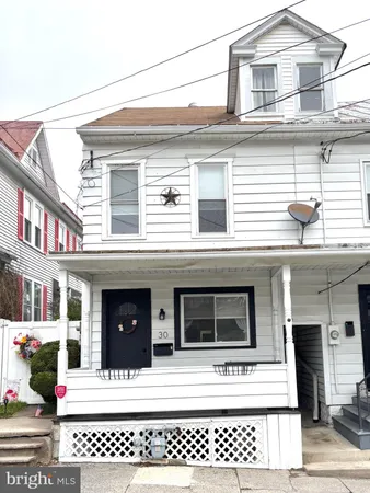 $100,000 | 30 North Pine Street, Lewistown, PA 17044