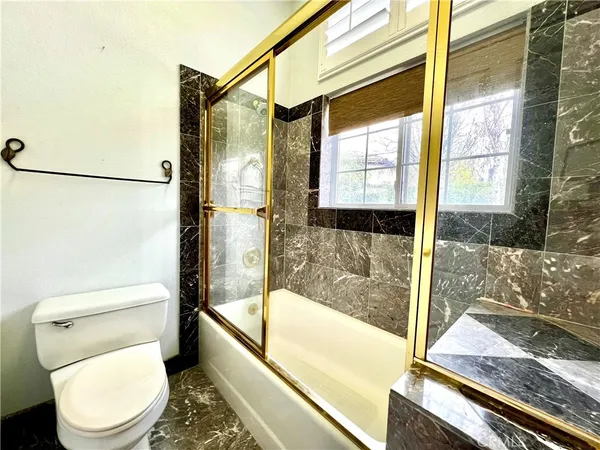 $5,800 | 685 Bradbury Drive, Redlands, CA 92374