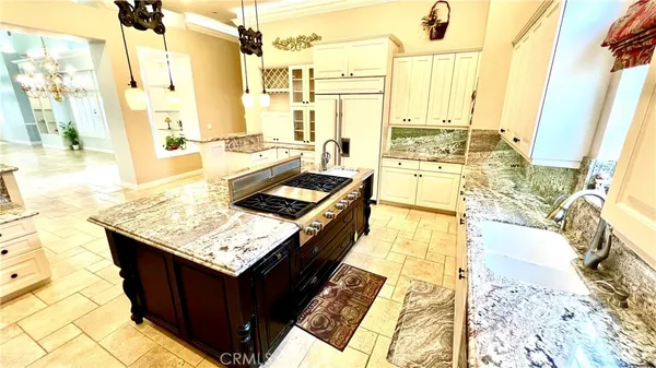 $5,800 | 685 Bradbury Drive, Redlands, CA 92374