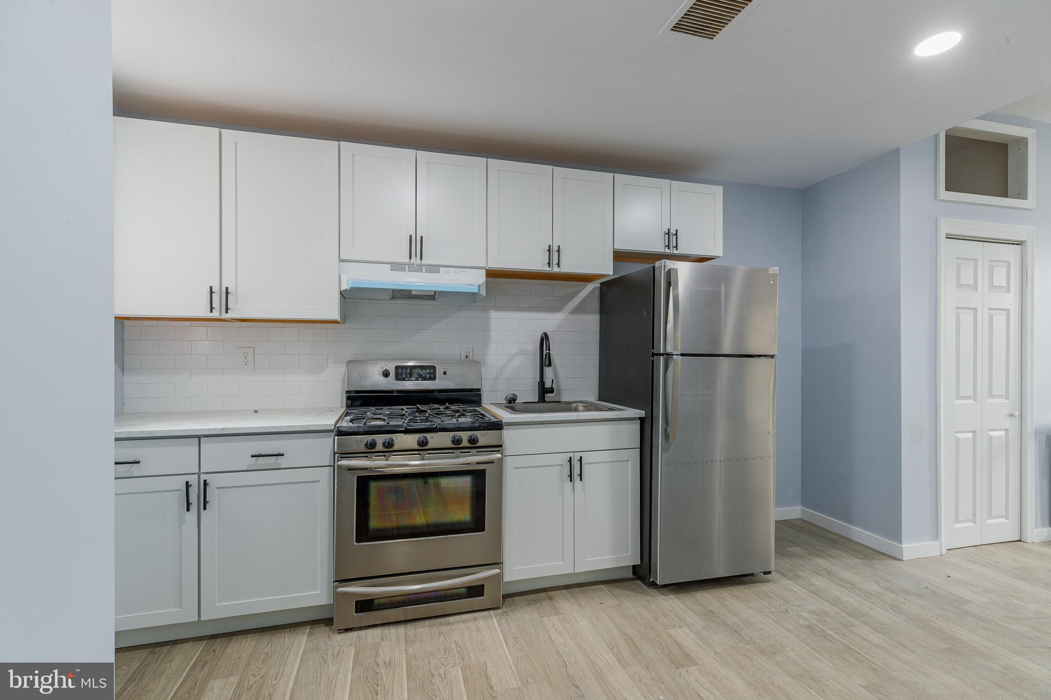 5436 Chestnut Street, Unit B Philadelphia, PA 19139 - Photo 3 of 11