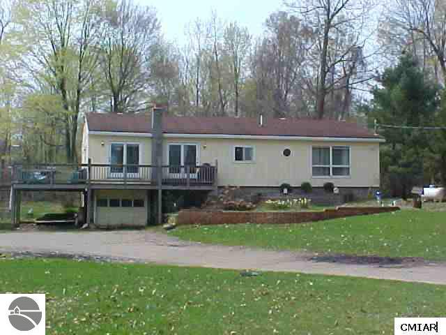 9974 East Colby Road Crystal, MI 48818 - Photo 1 of 9 1772170.JPG