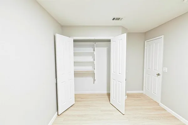 $1,950 | 1909 Morning Dove Drive, Aubrey, TX 76227