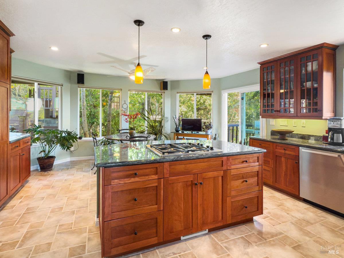 119 Oakmont Avenue San Rafael, CA 94901 - Photo 14 of 41