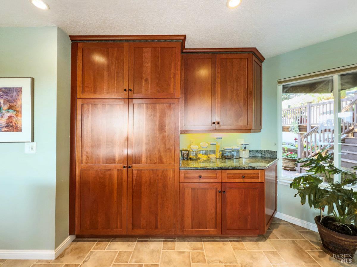 119 Oakmont Avenue San Rafael, CA 94901 - Photo 18 of 41