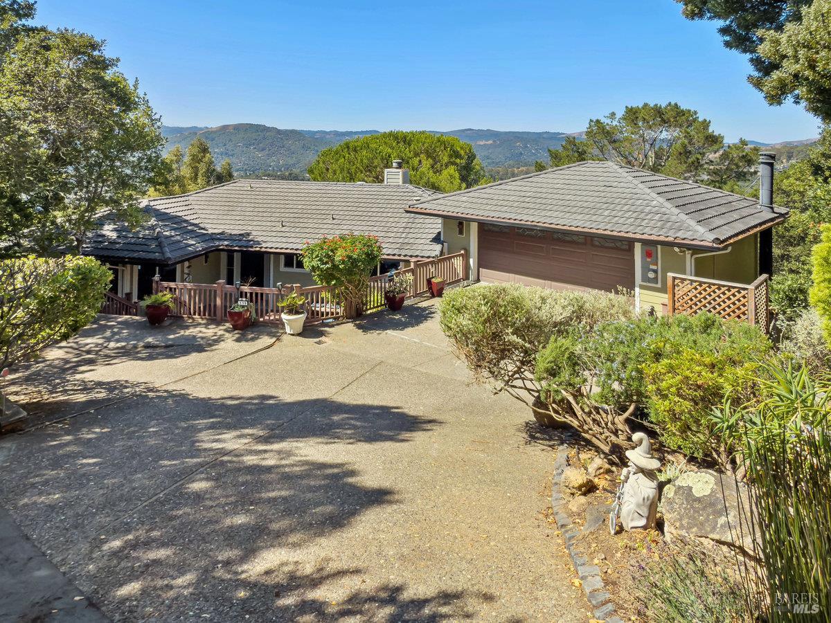 119 Oakmont Avenue San Rafael, CA 94901 - Photo 2 of 41