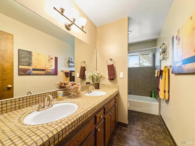 $1,550,000 | 119 Oakmont Avenue, San Rafael, CA 94901