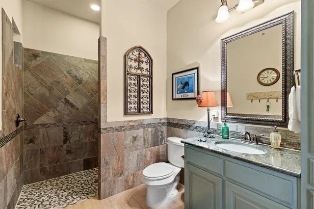 $950,000 | 750 Moss Glen Drive, Prosper, TX 75078