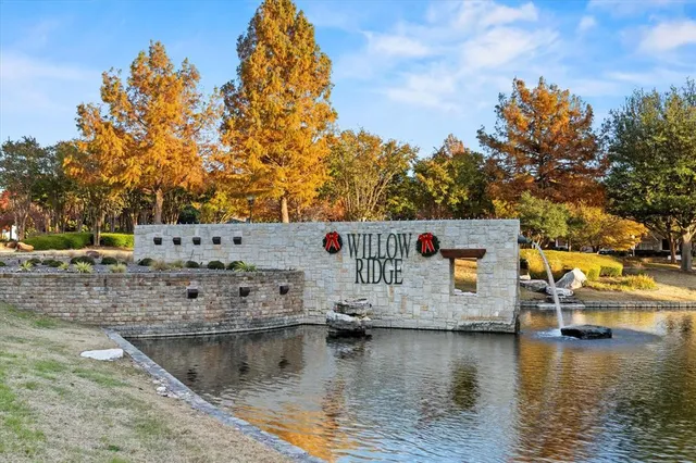 $950,000 | 750 Moss Glen Drive, Prosper, TX 75078