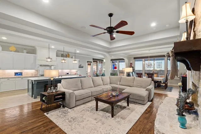 $950,000 | 750 Moss Glen Drive, Prosper, TX 75078