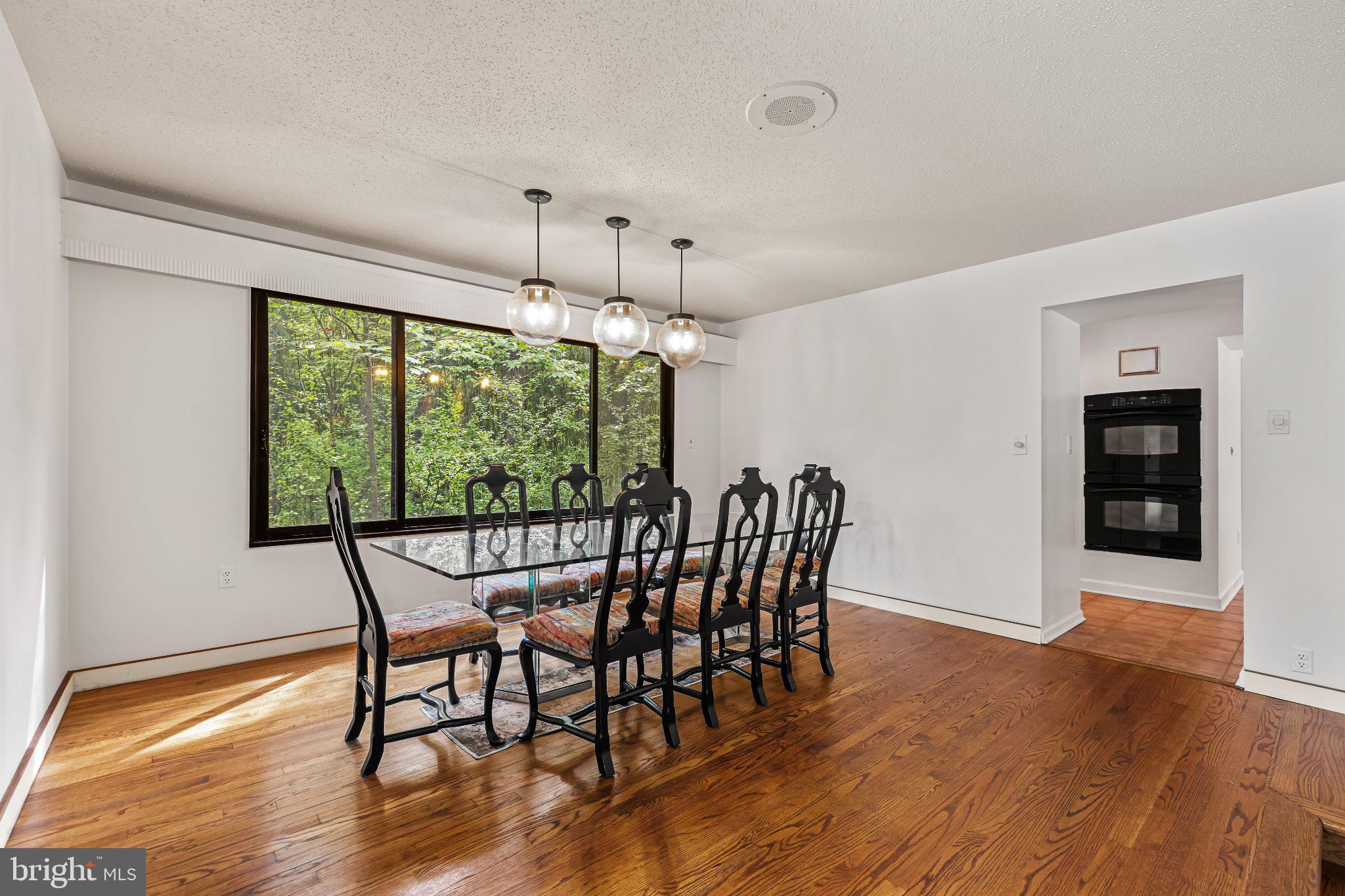 1502 Ameshire Road Lutherville-Timonium, MD 21093 - Photo 15 of 96 Dining Room