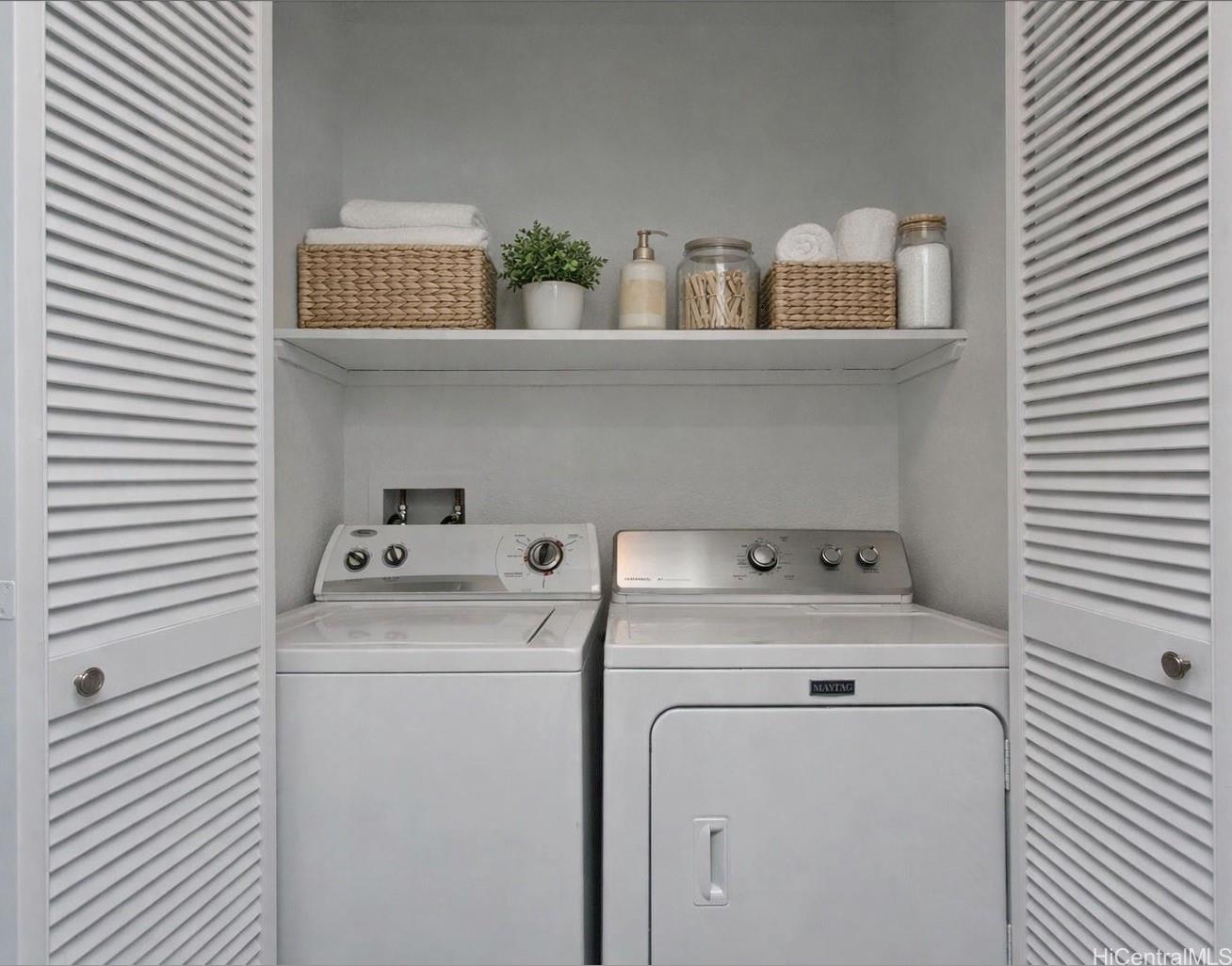 1105 Acacia Road, Unit 308 Pearl City, HI 96782 - Photo 11 of 23 In unit, washer and dryer full-size Enhanced