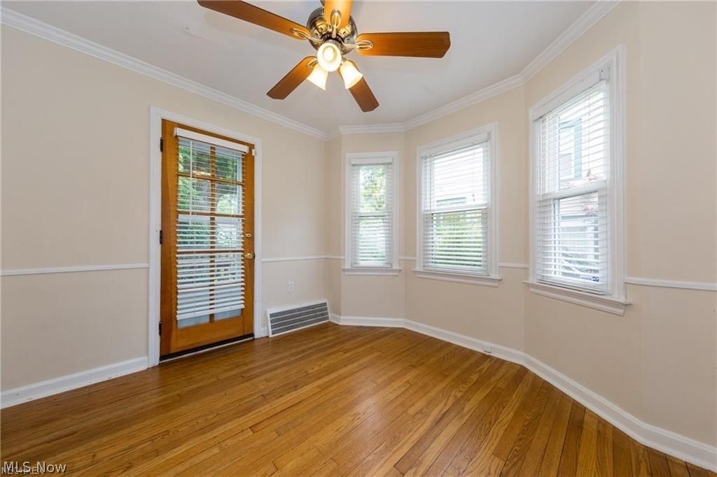 945 Rushleigh Road Cleveland Heights, OH 44121 - Photo 20 of 29