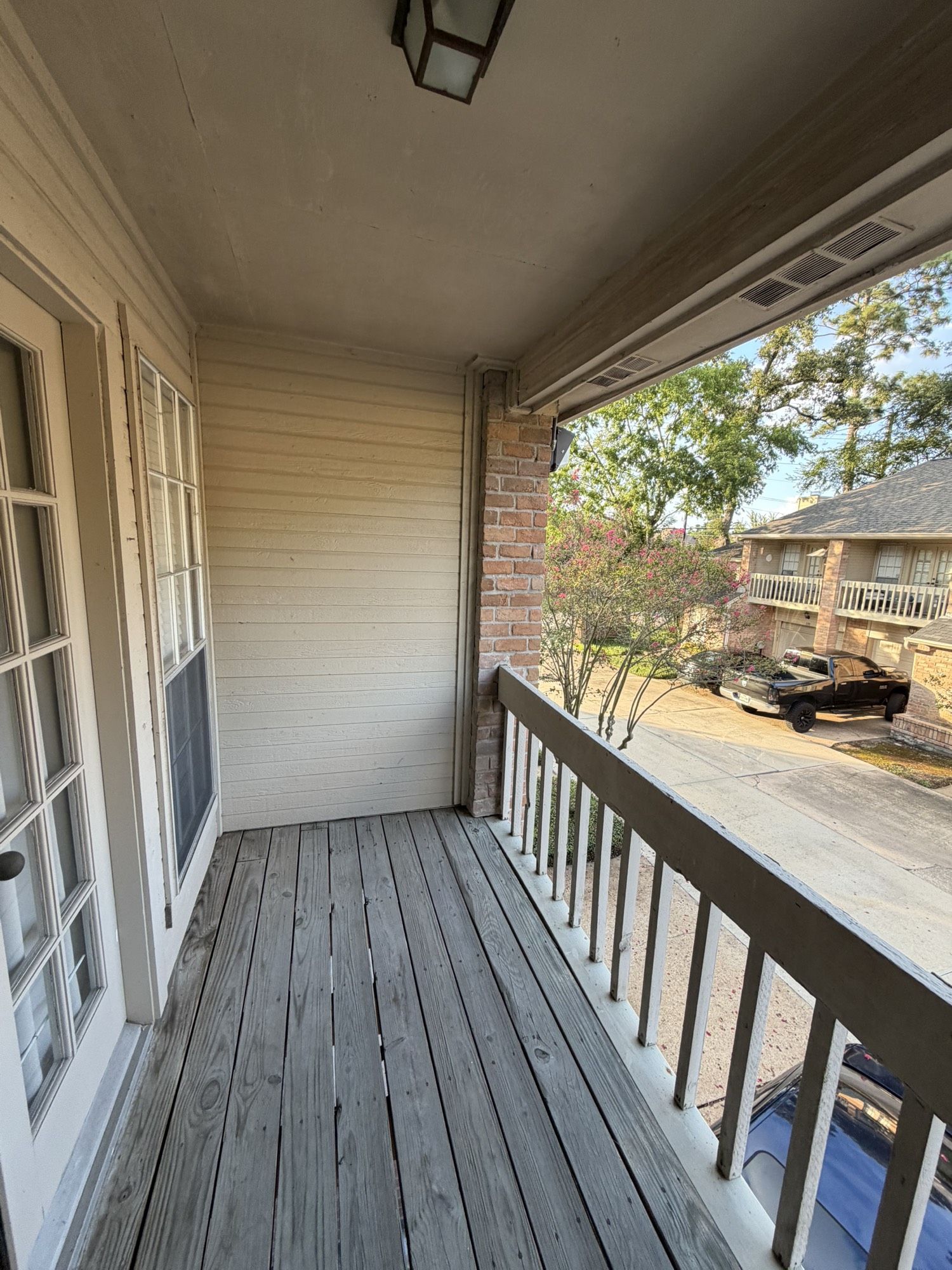5515 Strack Road, Unit 121 Houston, TX 77069 - Photo 29 of 33 Private outdoor space perfect for enjoying your morning coffee or unwinding after a long day.