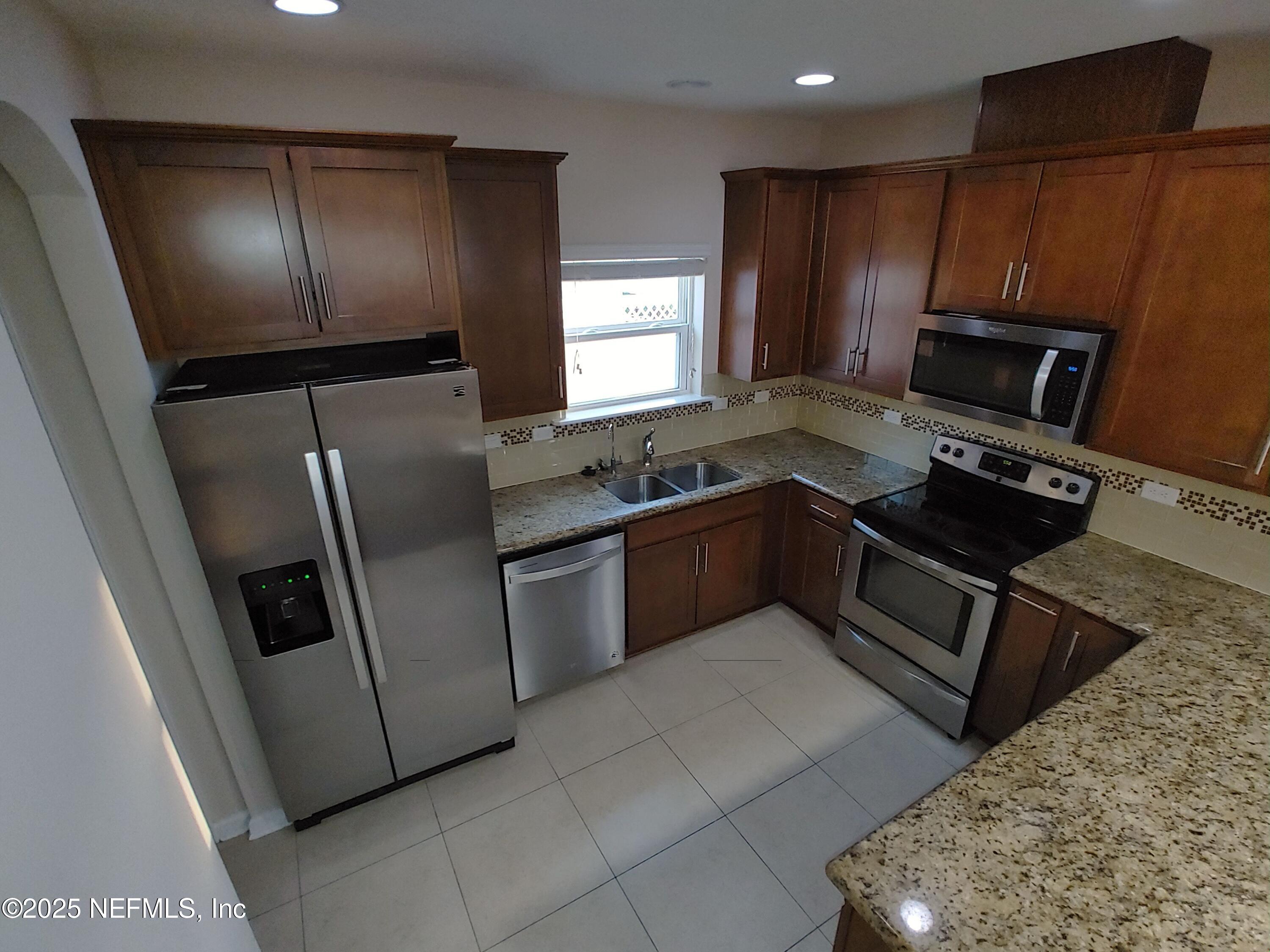 500 Heron Landing Road St. Johns, FL 32259 - Photo 18 of 41 20240102_165847