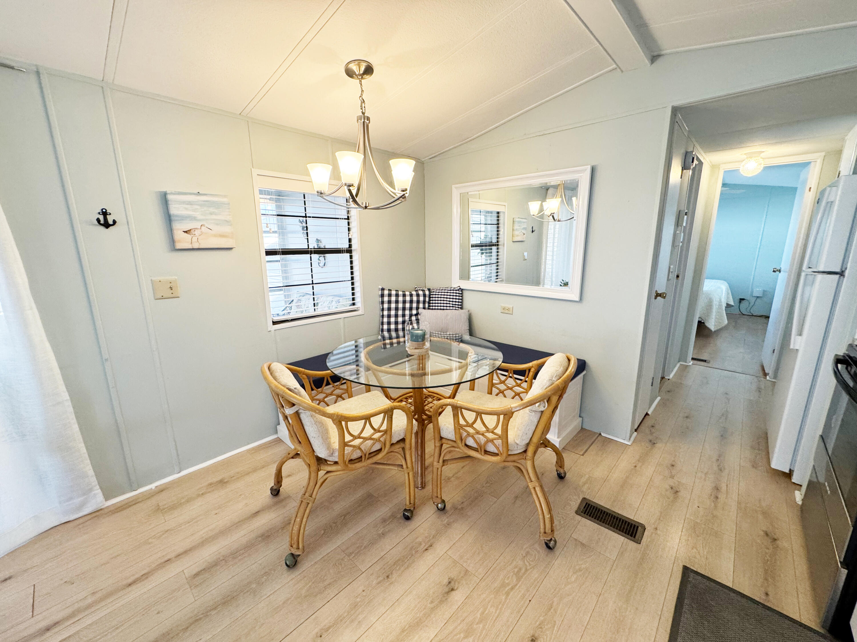 210 Cardinal Drive, Unit B Boynton Beach, FL 33435 - Photo 26 of 34 dining area