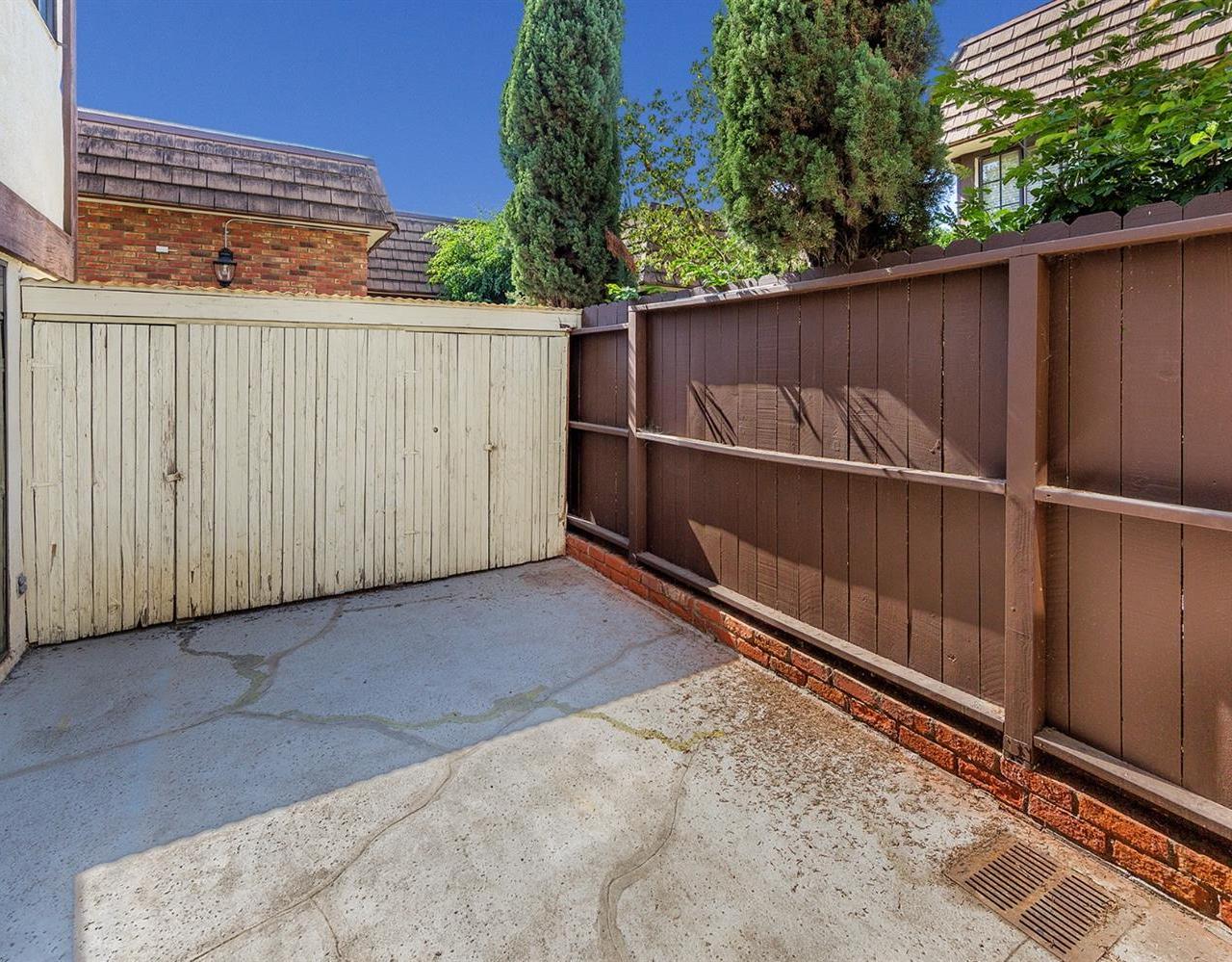 1429 Valley View Road, Unit 30 Glendale, CA 91202 - Photo 5 of 16
