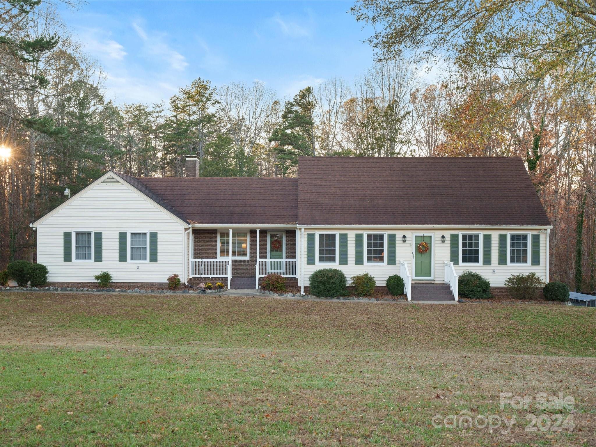 1949 State Rd S-46-1290 Clover, SC 29710 - Photo 1 of 48 Gallery Image 1