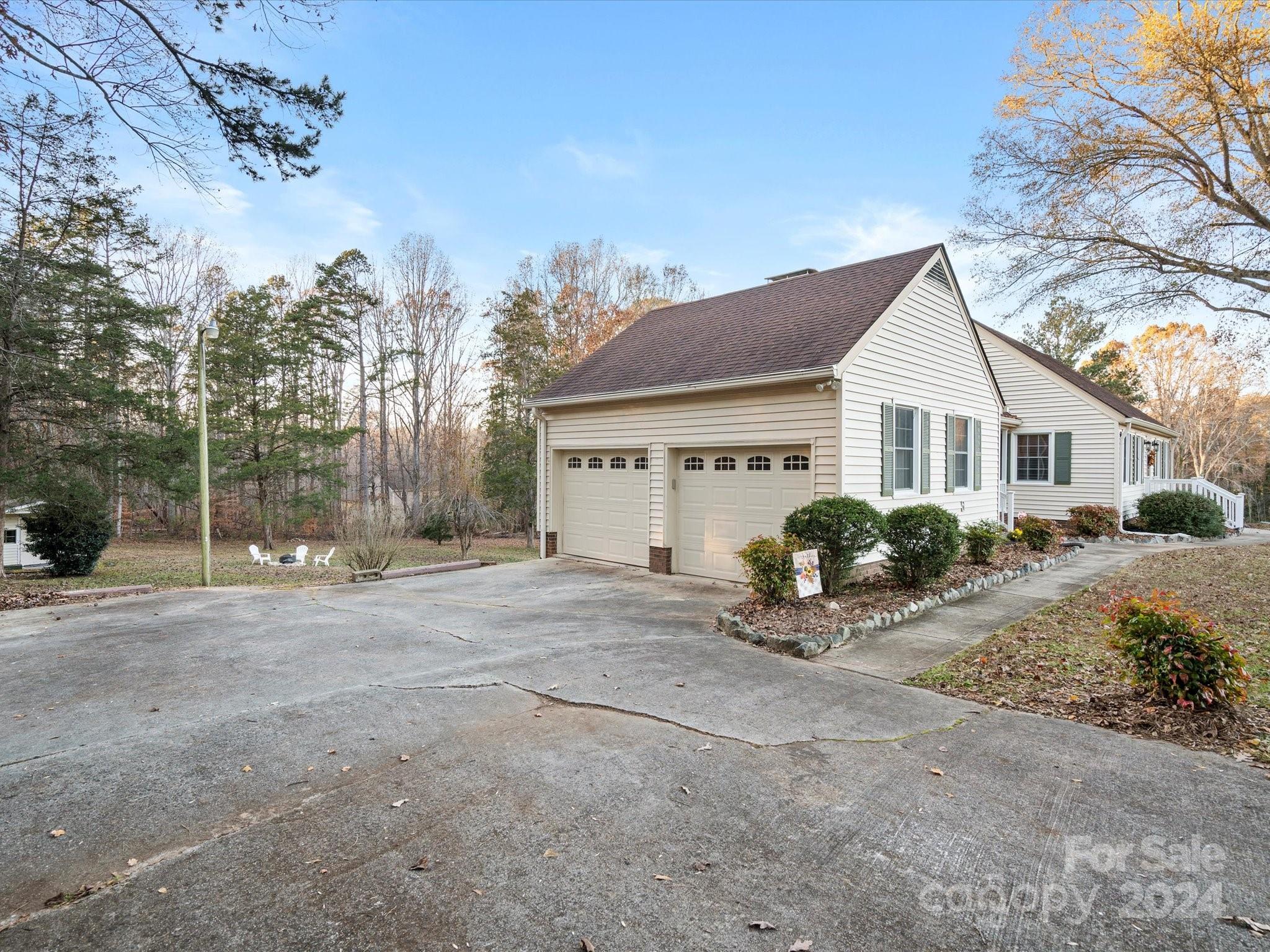 1949 State Rd S-46-1290 Clover, SC 29710 - Photo 36 of 48 Gallery Image 36