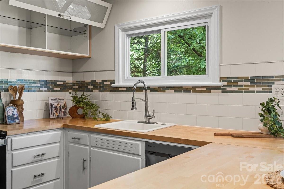 4439 Applegate Road Charlotte, NC 28209 - Photo 17 of 37 Gallery Image 17