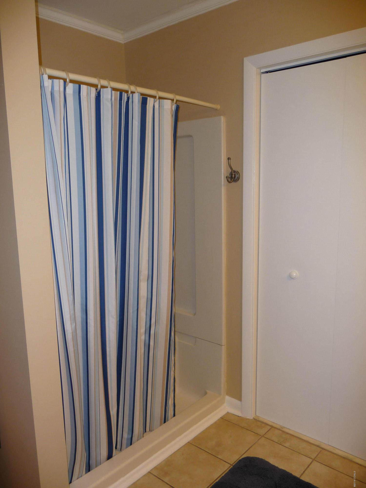 601 Garden Road Morehead City, NC 28557 - Photo 19 of 33 Separate shower