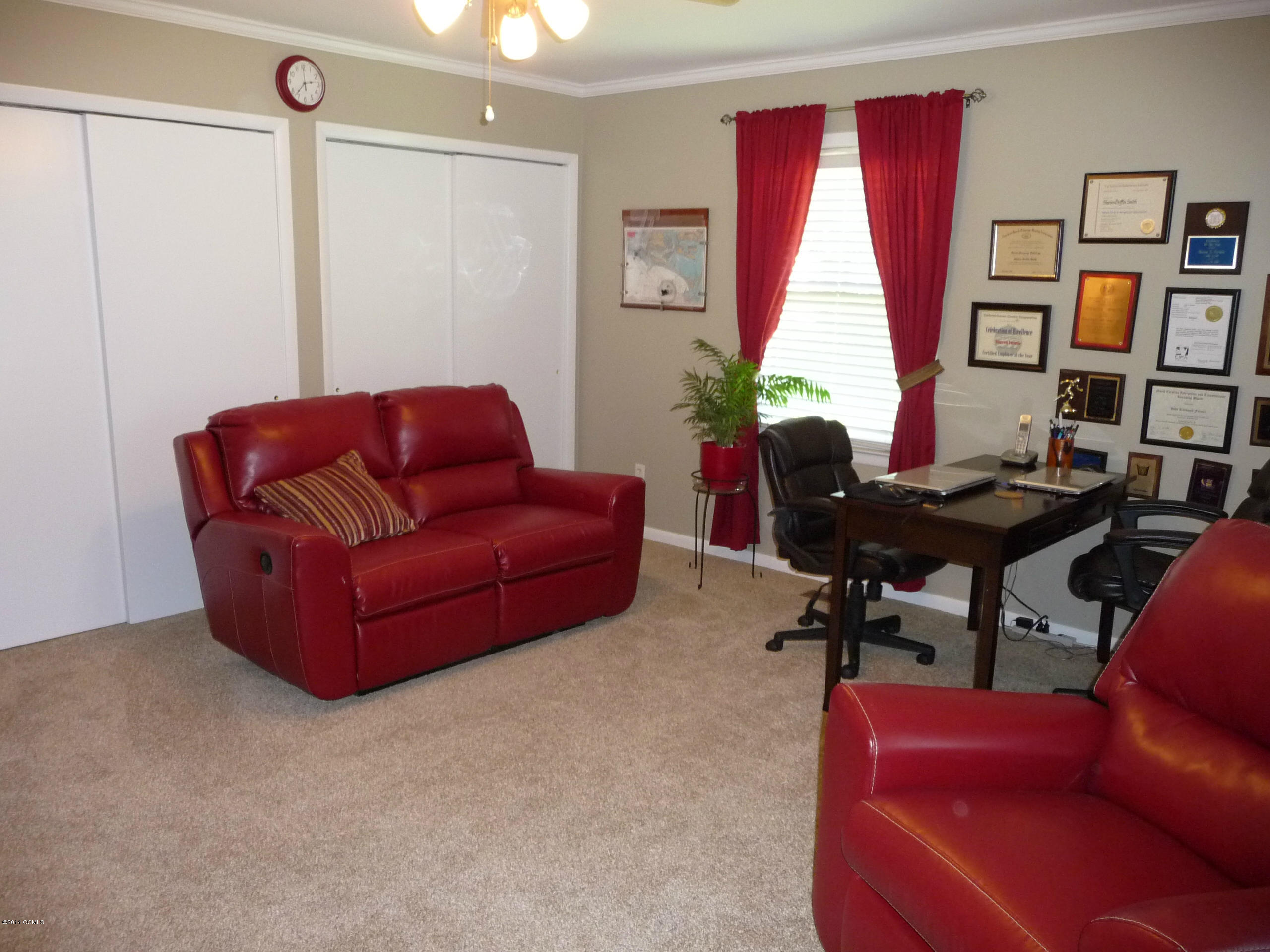 601 Garden Road Morehead City, NC 28557 - Photo 20 of 33 2nd Bedroom
