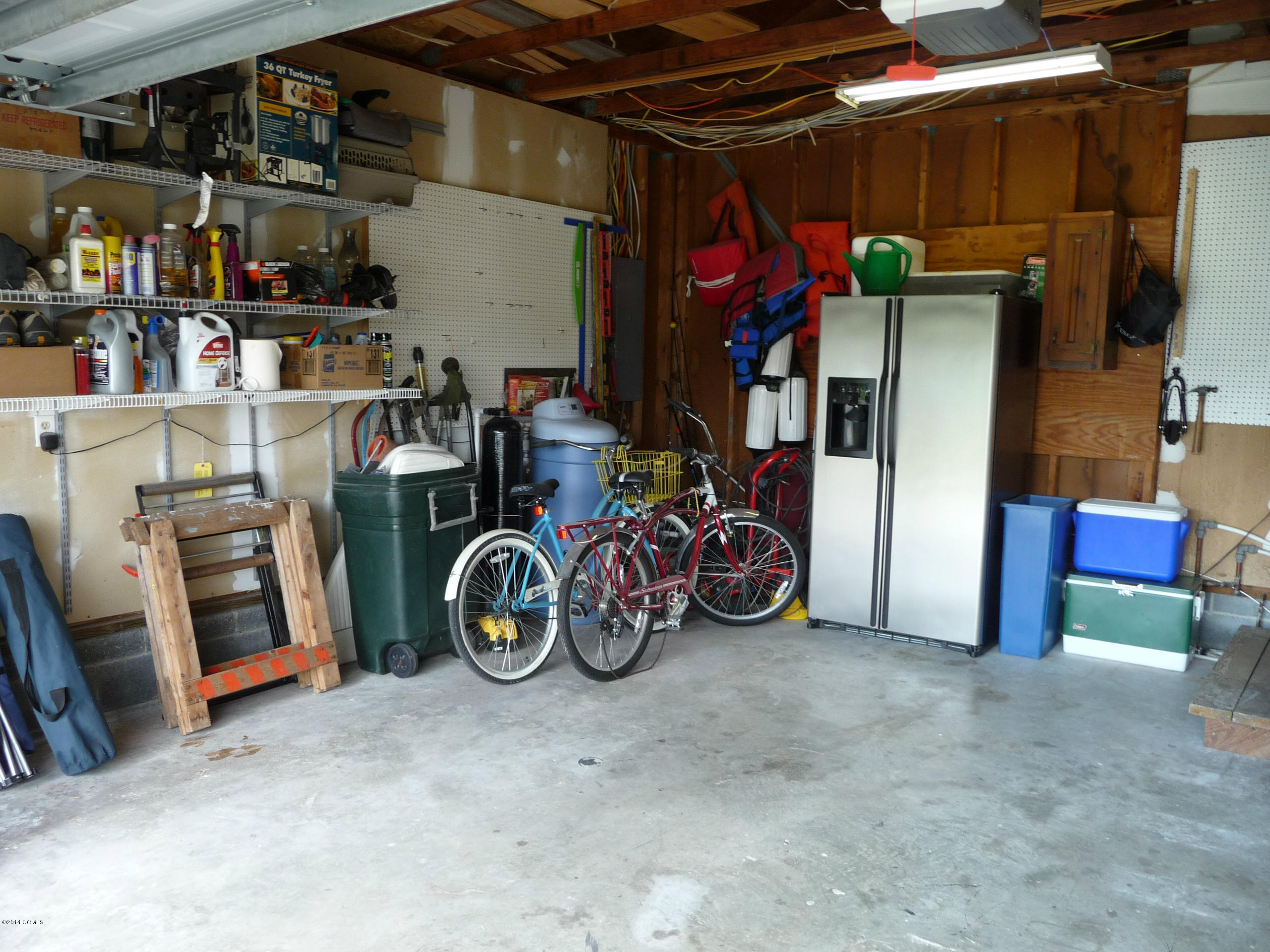 601 Garden Road Morehead City, NC 28557 - Photo 26 of 33 Garage