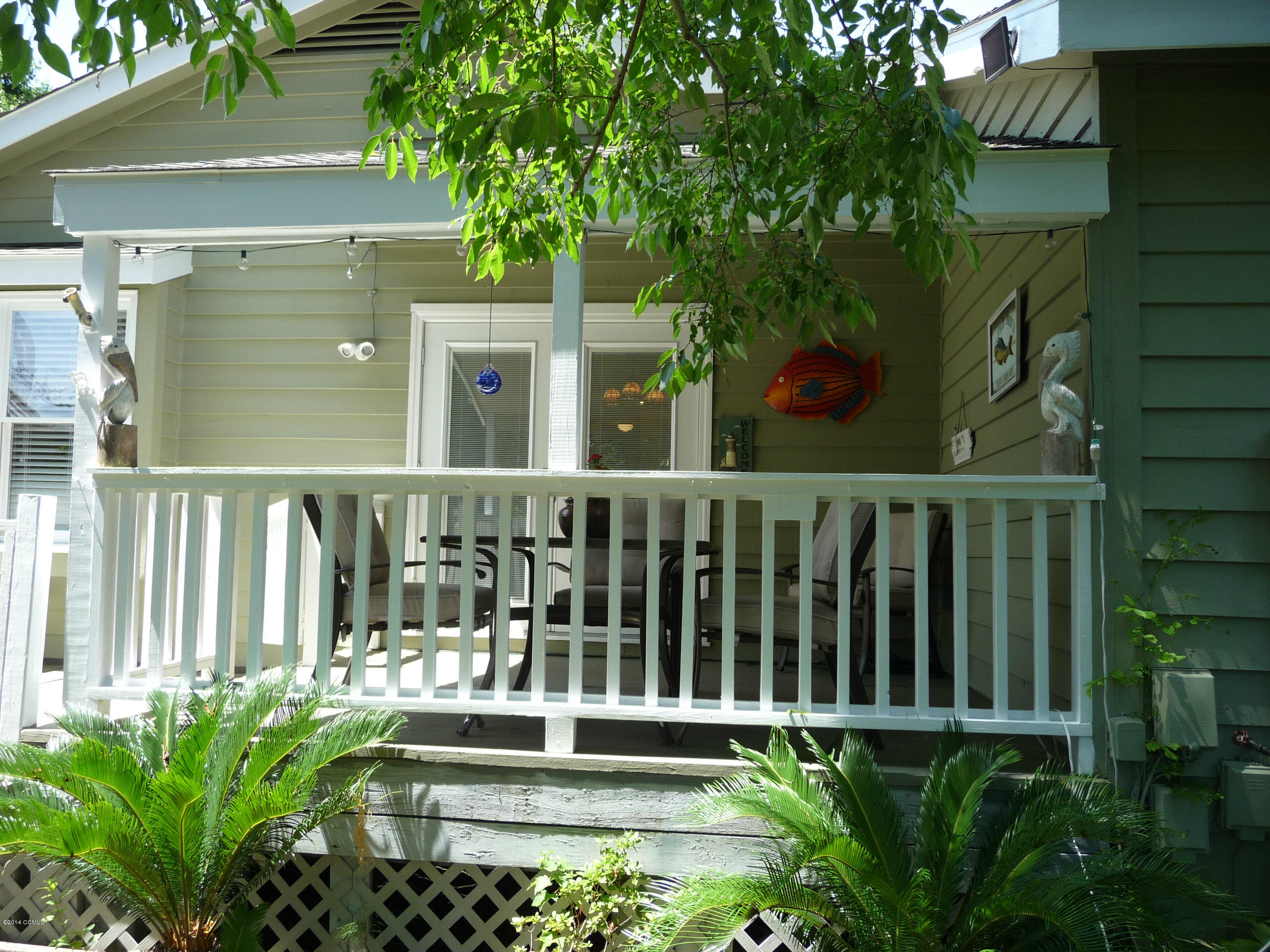 601 Garden Road Morehead City, NC 28557 - Photo 30 of 33 Great entertaining areas