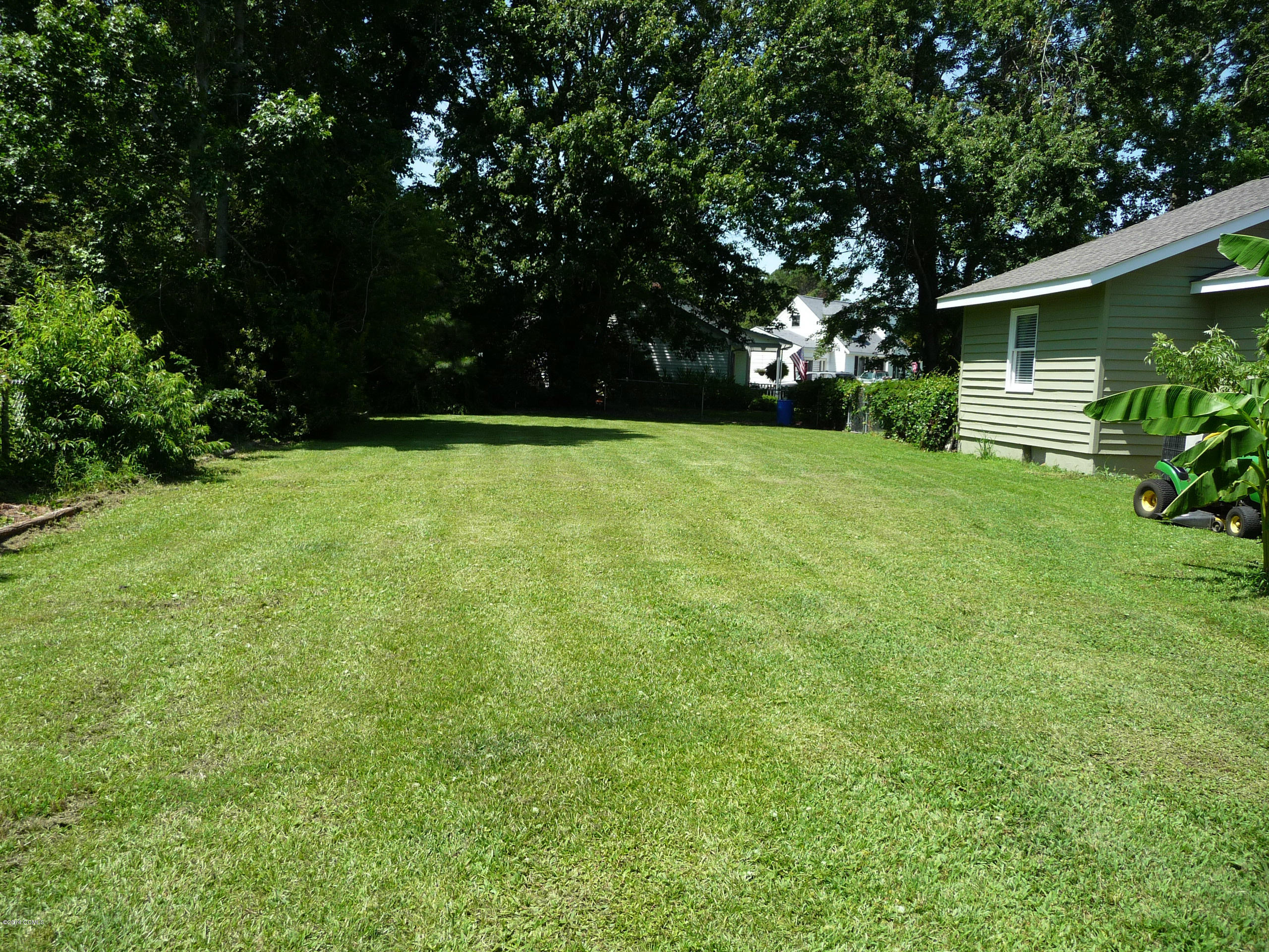 601 Garden Road Morehead City, NC 28557 - Photo 31 of 33 Backyard