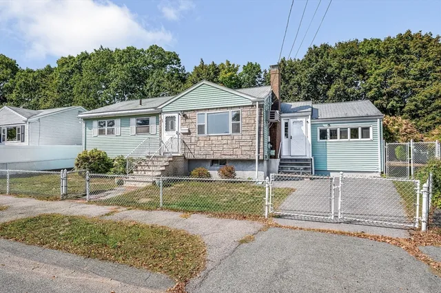 $595,000 | 29 Walnut Park, Lynn, MA 01905