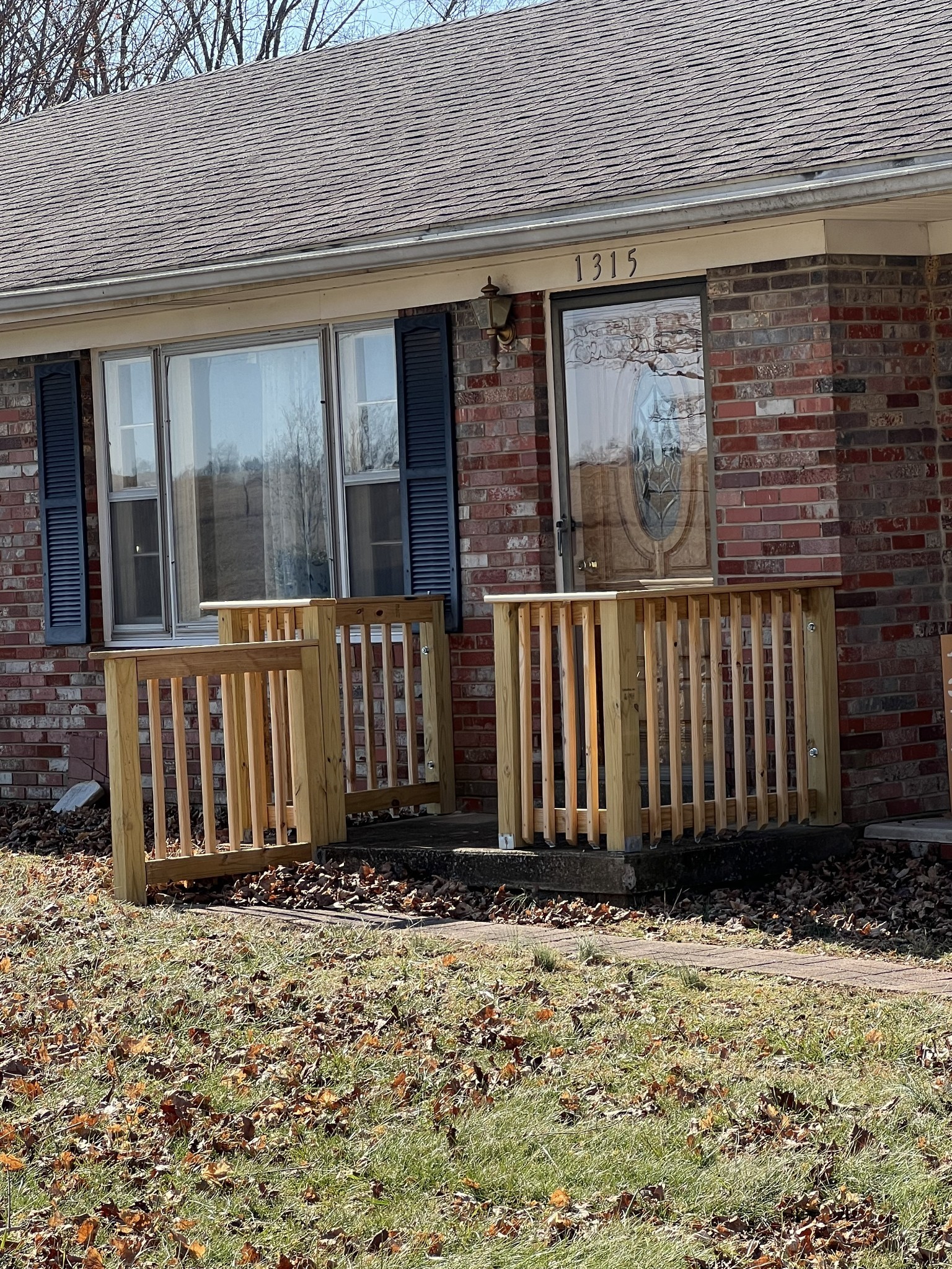 1315 Academy Road Portland, TN 37148 - Photo 2 of 29 a view of a house with a small window