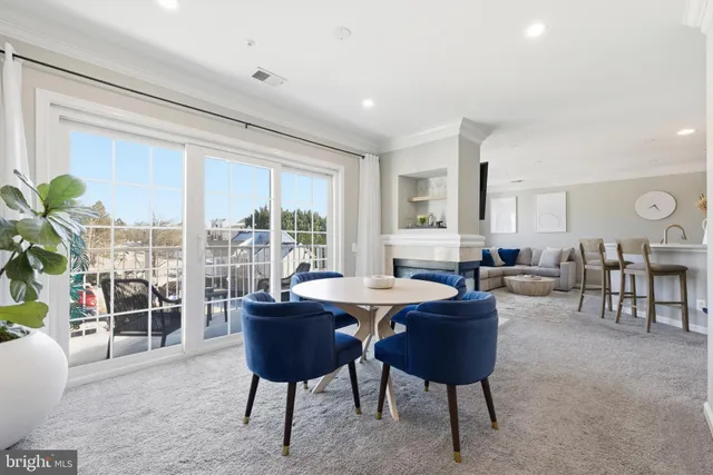 $439,500 | 5804 Katelyn Mary Place, Unit 304, Alexandria, VA 22310