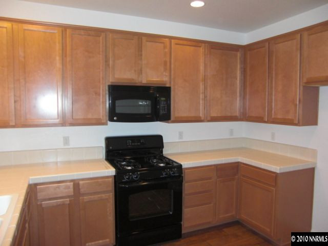 5975 Almandine Drive Reno, NV 89523 - Photo 3 of 9 Photo 3